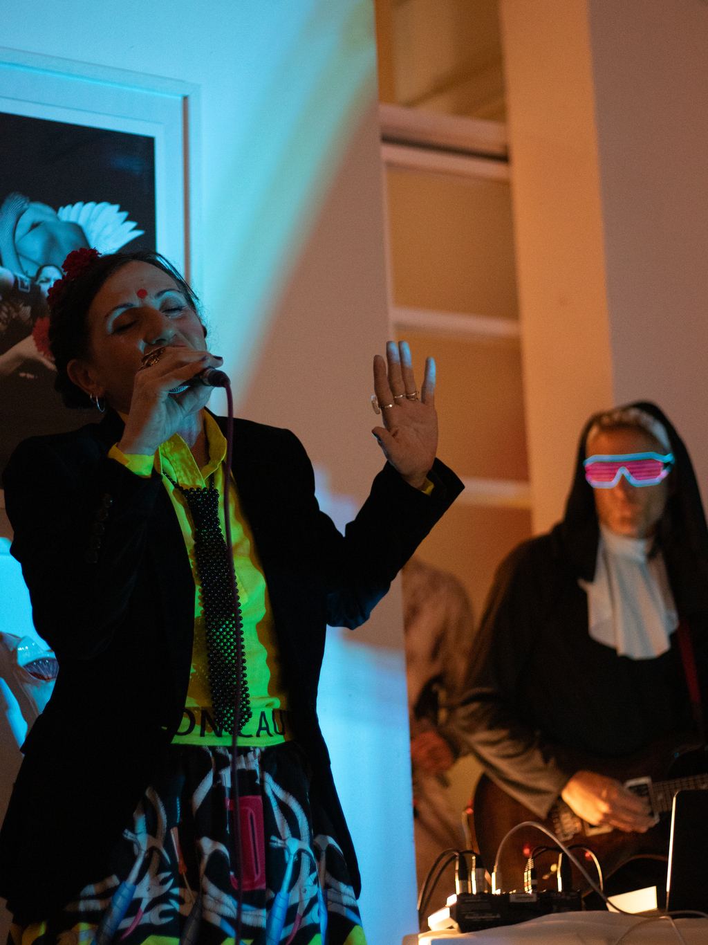 Event photography at Baubo ART Gallery